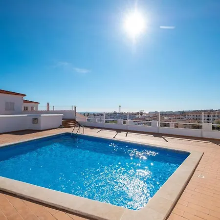 #86 Flat Near Newtown,Beach With Terrace Pool Appartement *