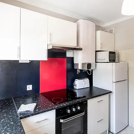 #86 Flat Near Newtown,Beach With Terrace Pool Albufeira